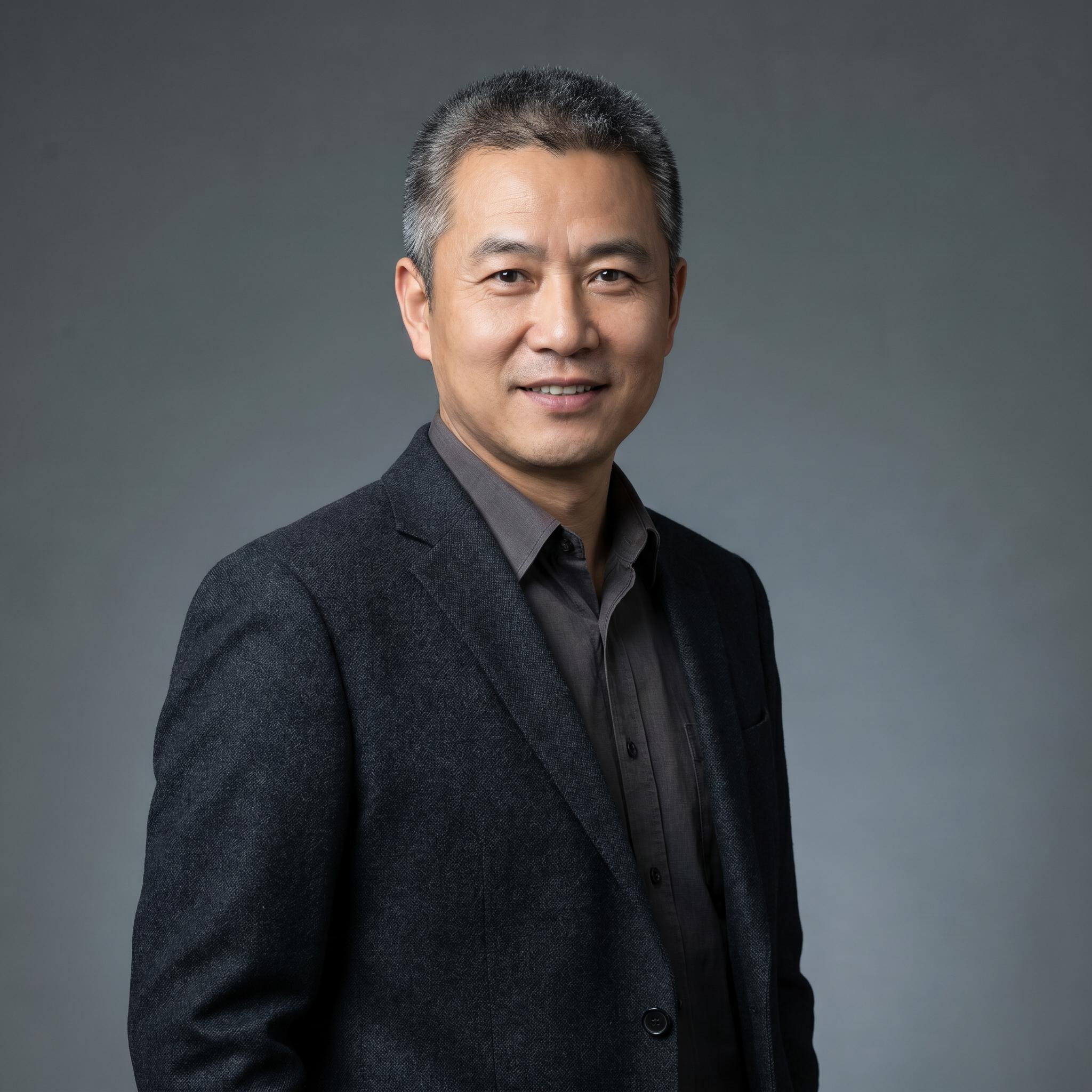大奶人妻导演陈明远